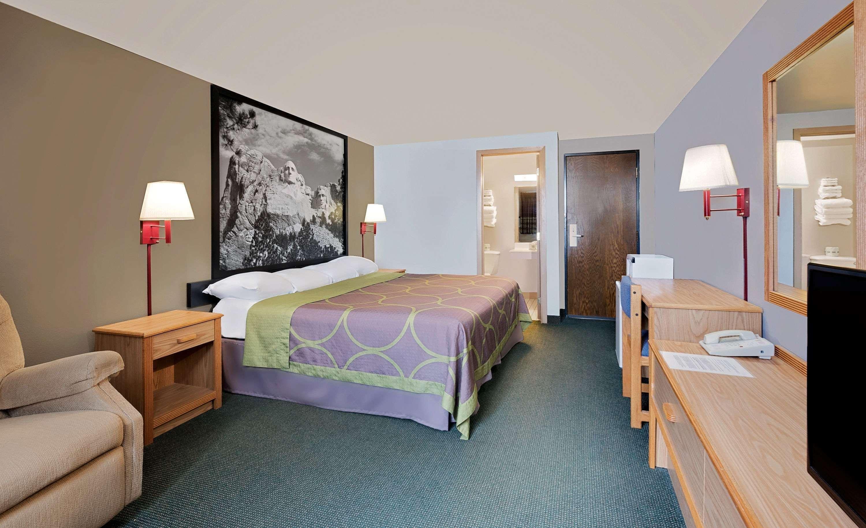 Super 8 By Wyndham Spearfish Hotel Luaran gambar